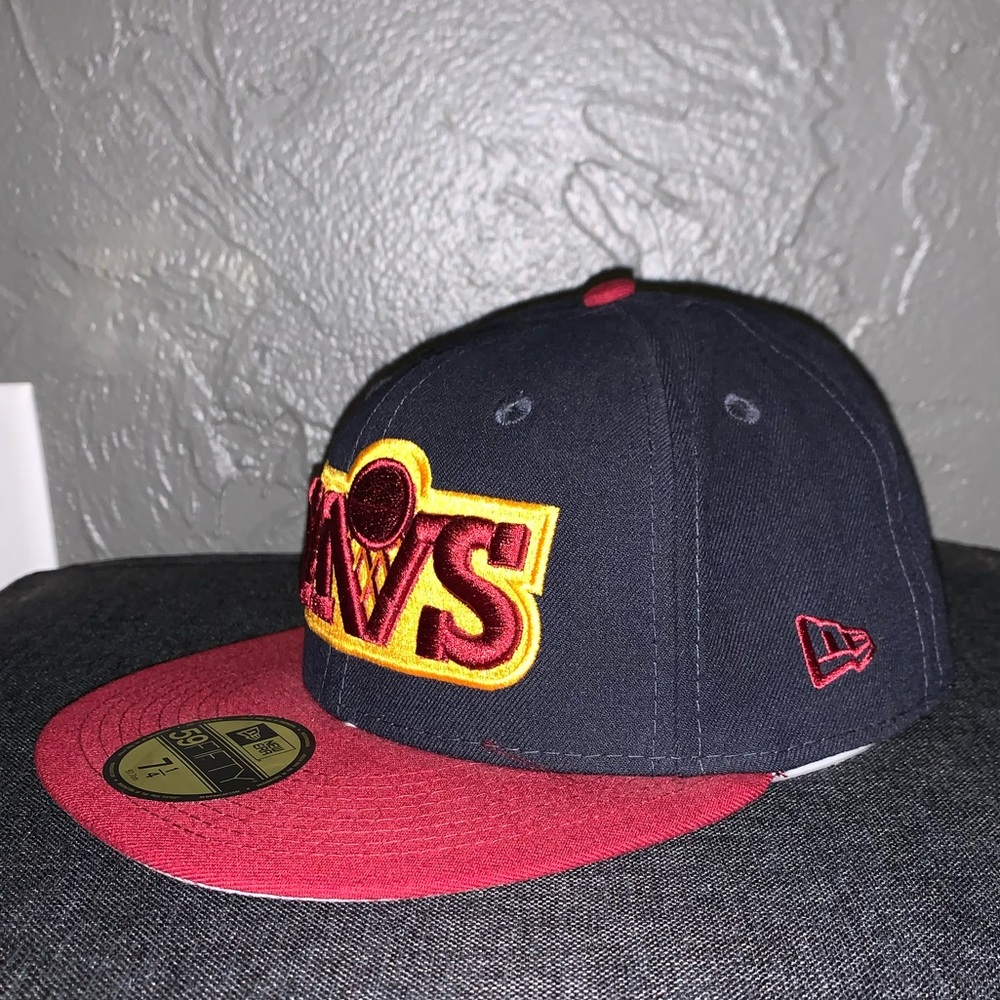 New Era 59FIFTY Cleveland Cavaliers Cavs Hat - Picture 3 of 6